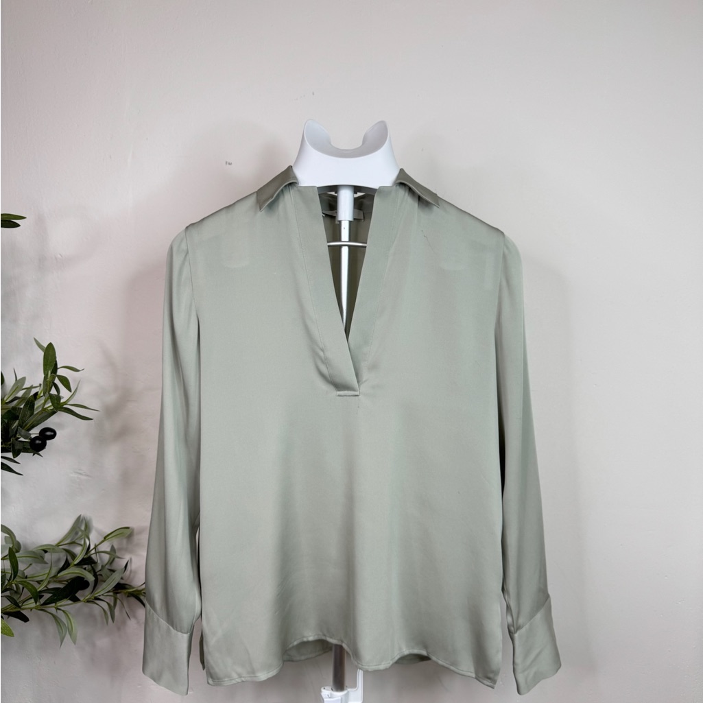 Vince Classic Popover Silk Blouse, Pistachio Color Sz Xs